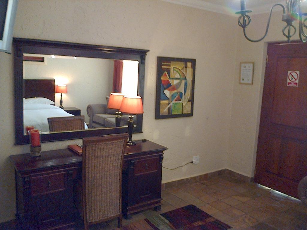 Jubilee Lodge Guest House Johannesburg Room photo