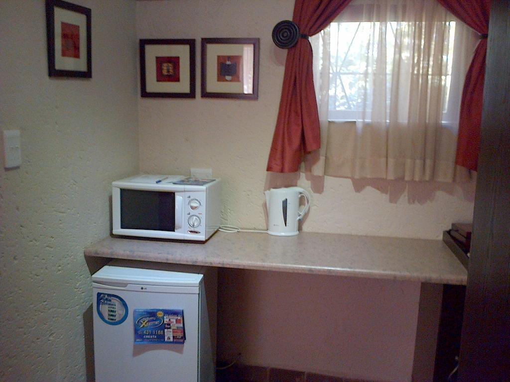 Jubilee Lodge Guest House Johannesburg Room photo